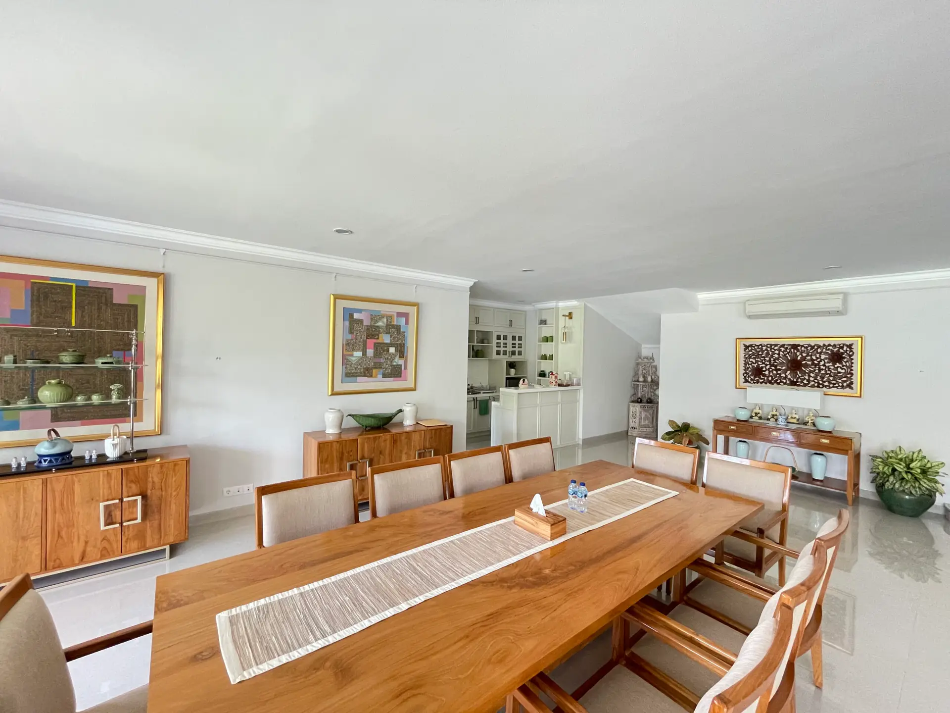 villa Agung - living