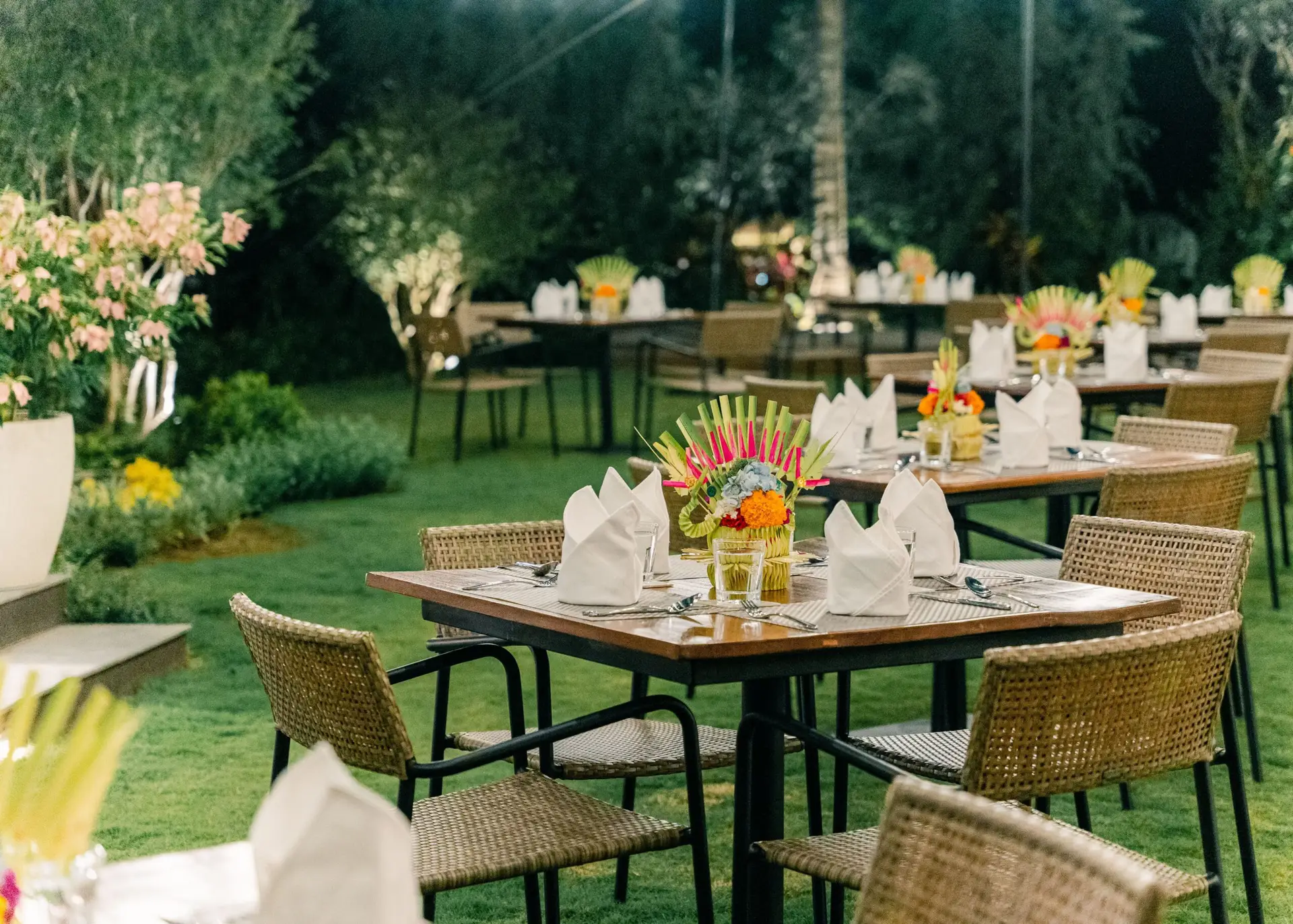 Hura Restaurant - outdoor