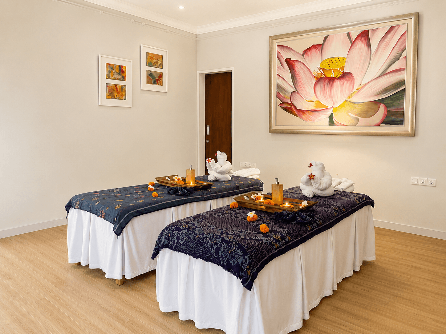 Spa room convertible into a twin bedroom